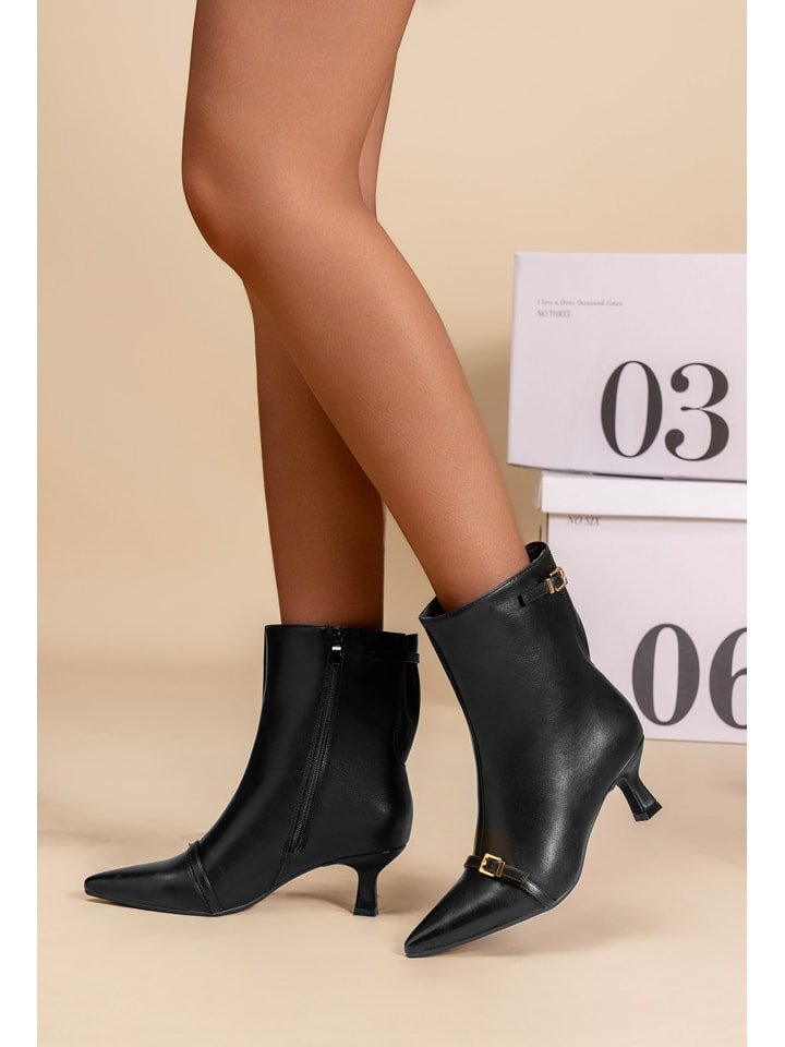 C'M Botki w kolorze czarnym rozmiar: 39