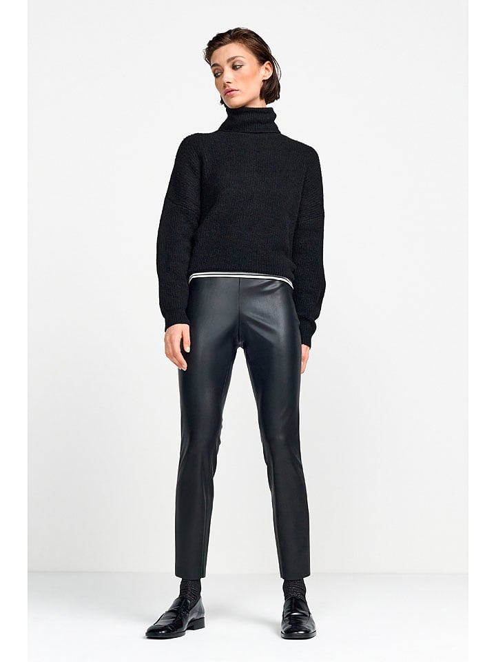 Rich & Royal Spodnie w kolorze czarnym ze skóry syntetycznej rozmiar: 36