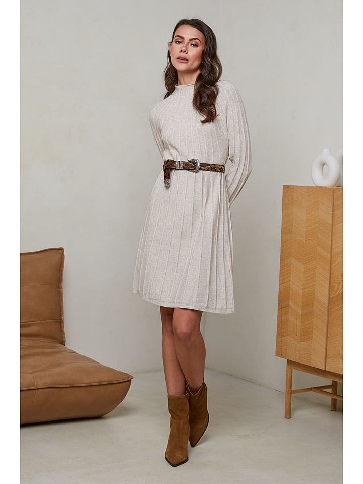 Soft Cashmere Sukienka dzianinowa w kolorze beżowym rozmiar: 38/40