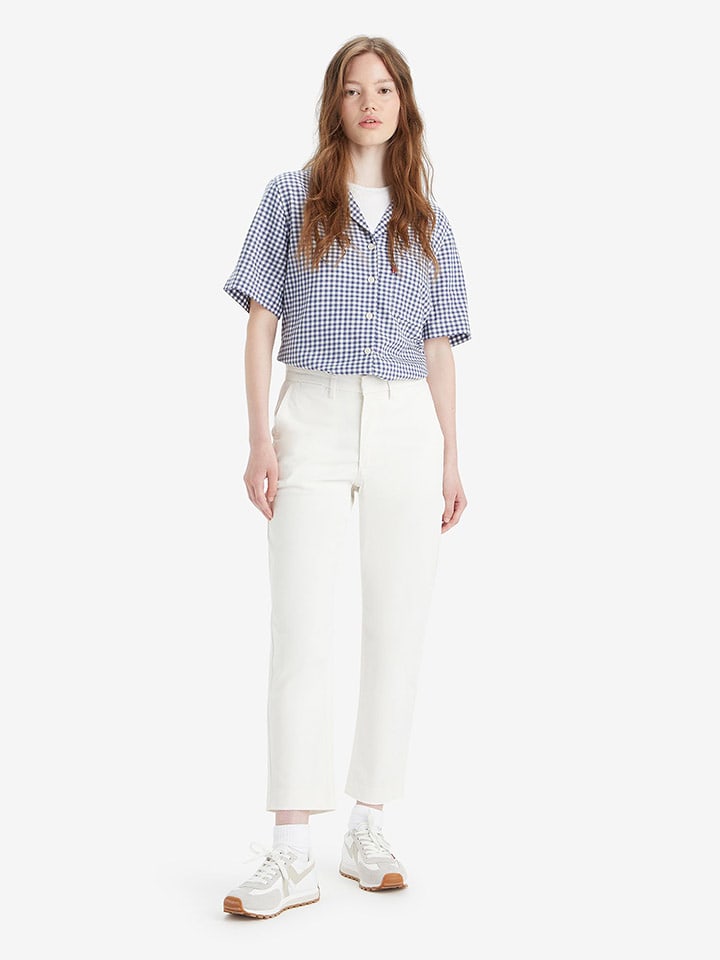 Levi's Spodnie chino w kolorze kremowym rozmiar: W25/L27