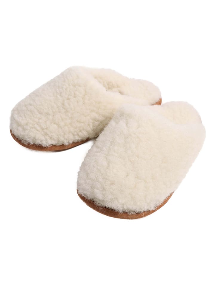 Kaiser Naturfellprodukte Klapki "Bella" w kolorze kremowym rozmiar: 40/41