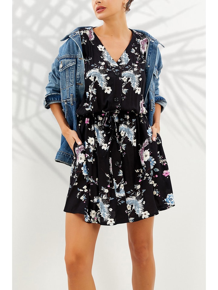 Milan Kiss Sukienka w kolorze czarno-błękitnym rozmiar: M