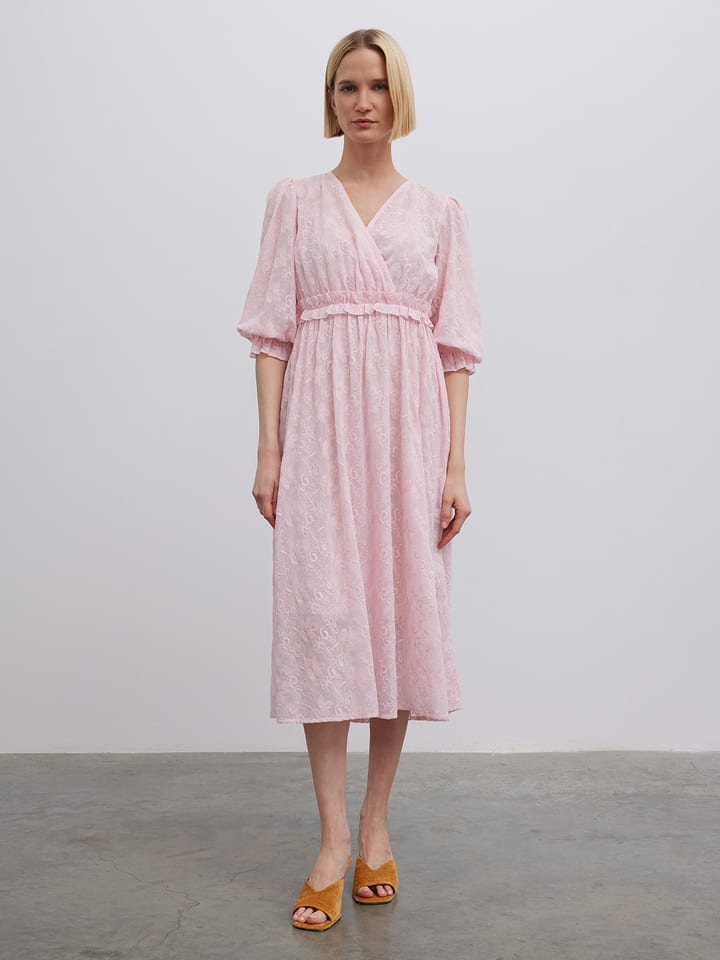 BGN Sukienka w kolorze jasnoróżowym rozmiar: 40