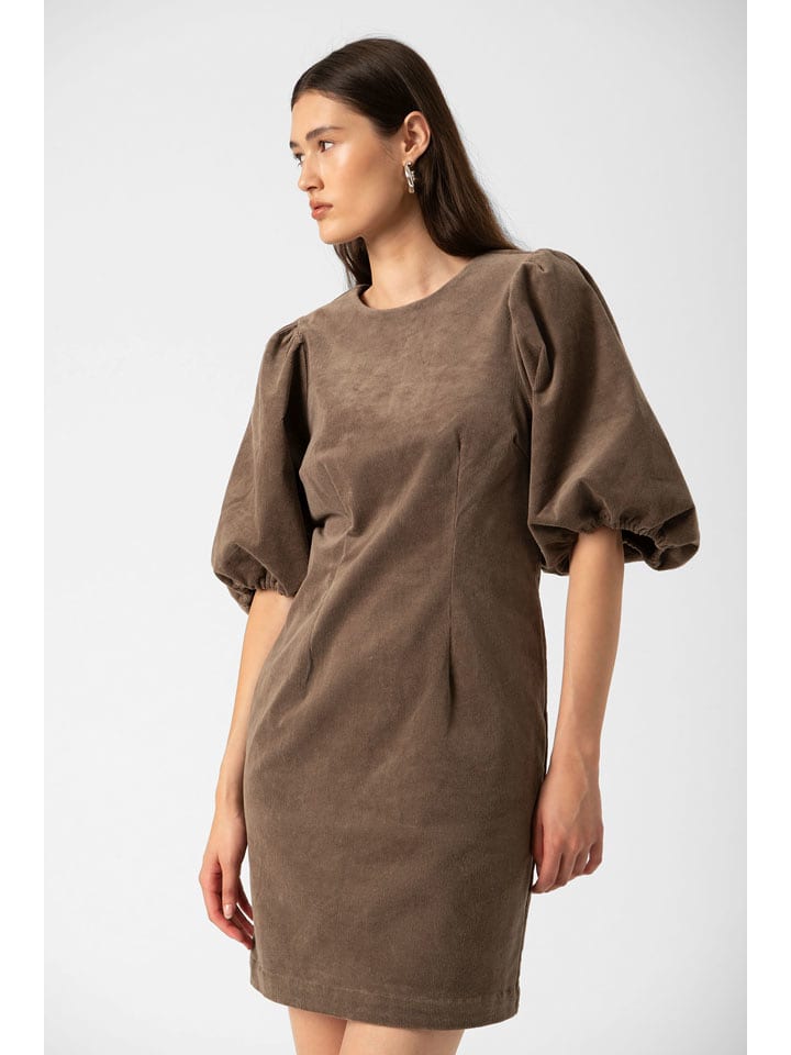 Soaked in Luxury Sukienka w kolorze brązowym rozmiar: M