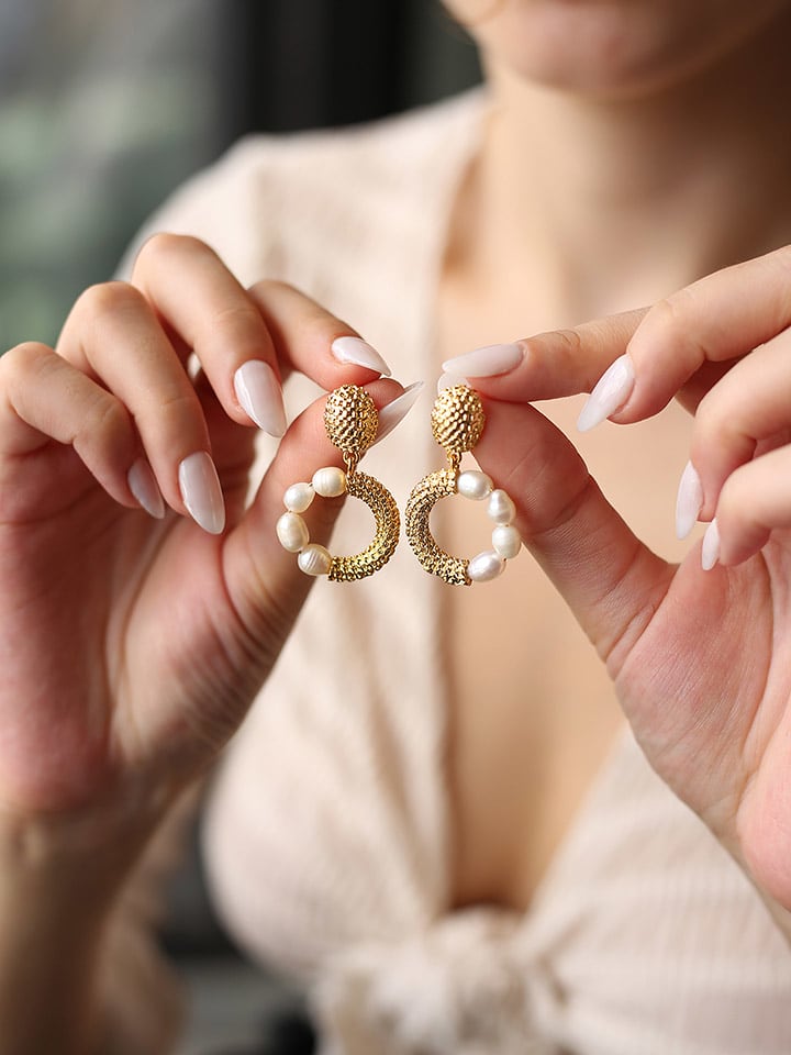 Pierres delicates Kolczyki w kolorze białym z perłami rozmiar: onesize