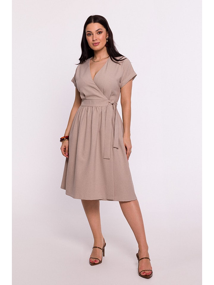 Be Wear Sukienka w kolorze beżowym rozmiar: L