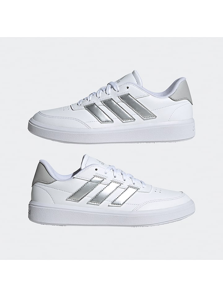 adidas Sneakersy "Courtblock" w kolorze srebrno-białym rozmiar: 40