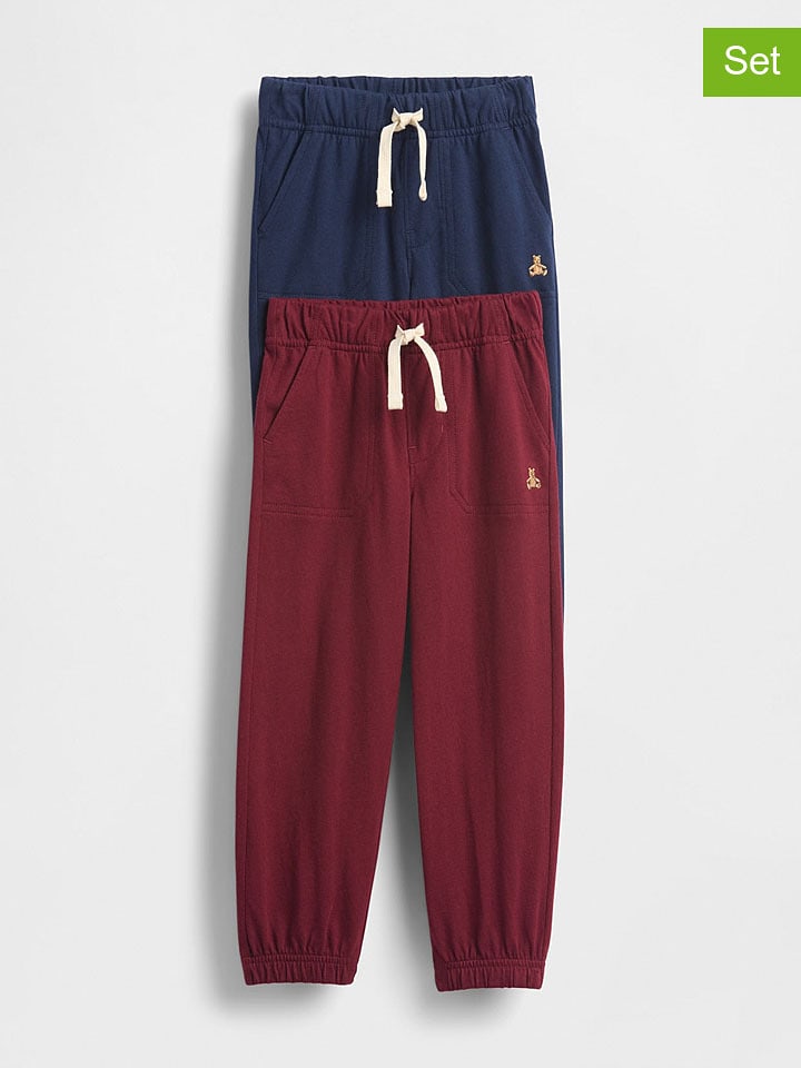 GAP Spodnie dresowe (2 pary) w kolorze czerwonym i granatowym rozmiar: 68/74