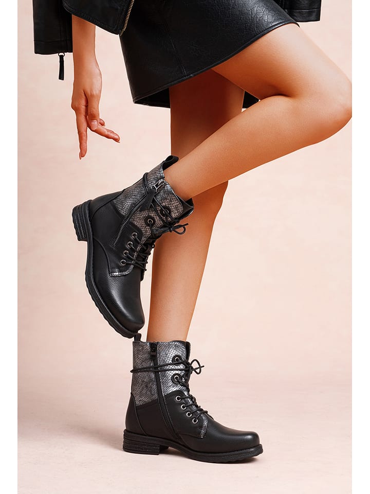 Foreverfolie Botki w kolorze czarnym rozmiar: 38