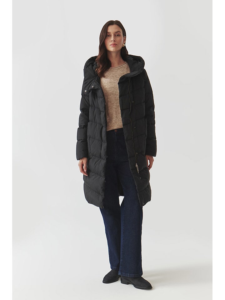 TATUUM Płaszcz puchowy w kolorze czarnym rozmiar: 40