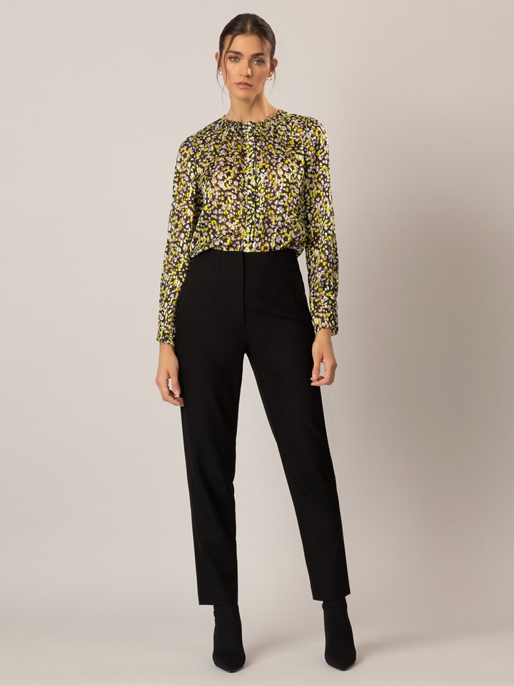 APART Spodnie w kolorze czarnym rozmiar: 42