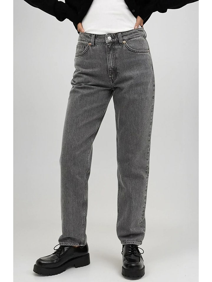 Monki Dżinsy - Regular fit - w kolorze szarym rozmiar: W26