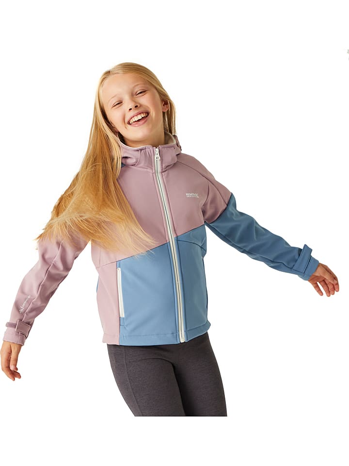 Regatta Kurtka softshellowa "Acidity VII" w kolorze jasnoróżowo-błękitnym rozmiar: 104