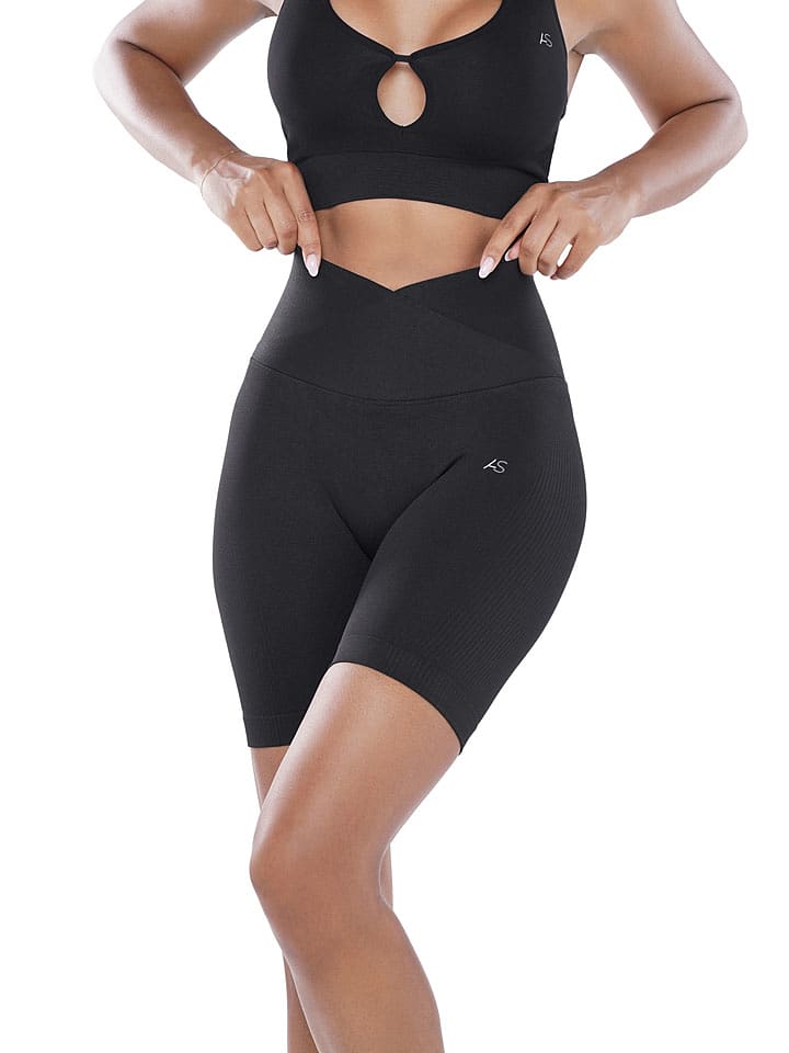 Athleas Szorty sportowe "Samira" w kolorze czarnym rozmiar: M/L