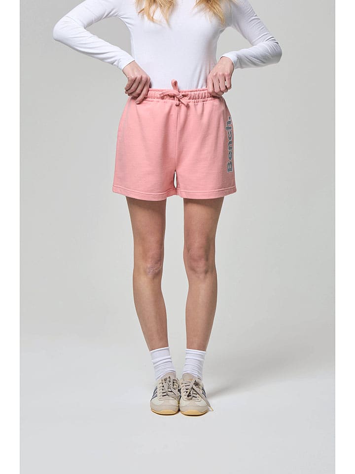 Bench Szorty dresowe "Phoebe" w kolorze koralowym rozmiar: 38