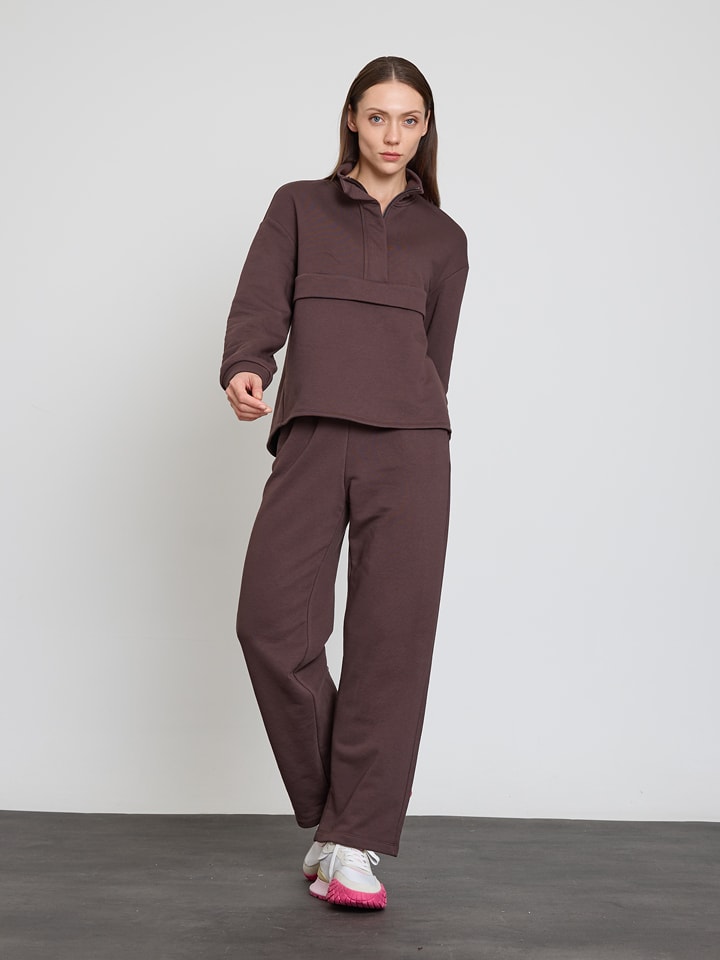 BGN Spodnie dresowe w kolorze brązowym rozmiar: 36