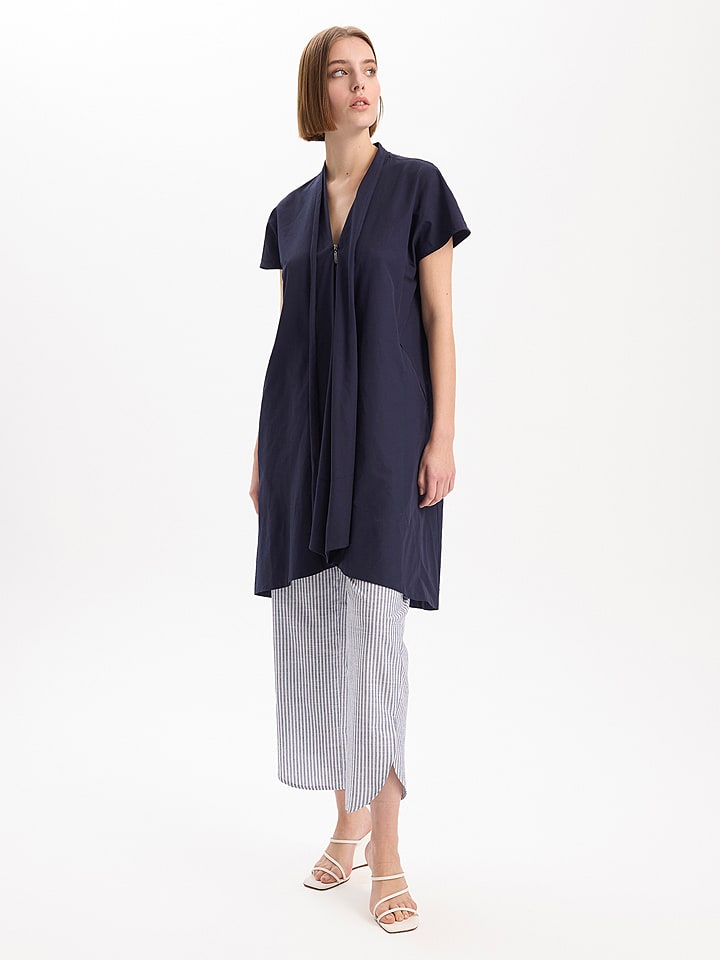 BGN Tunika w kolorze granatowym rozmiar: 34