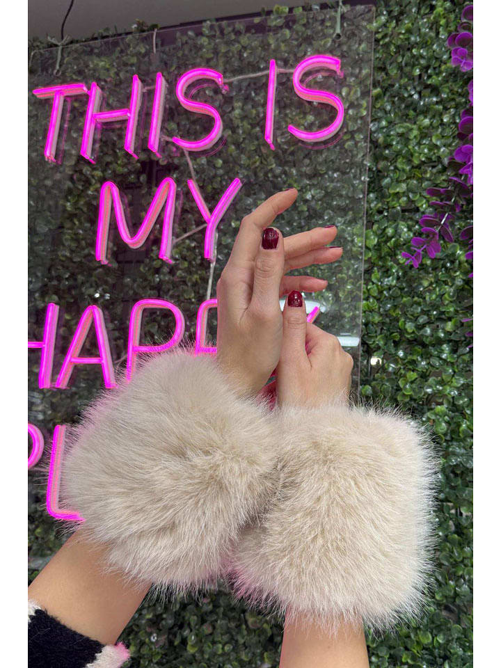 Lucky Bees Ocieplacze rąk w kolorze kremowym rozmiar: onesize