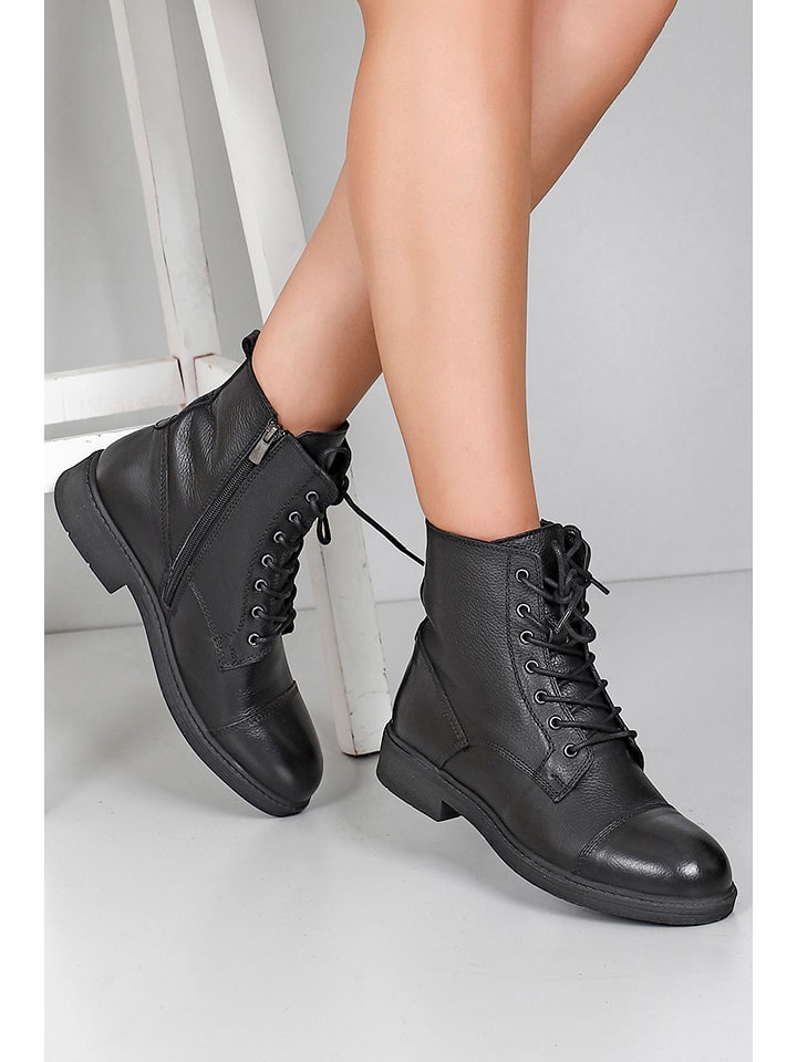 GÖNDERİ® Skórzane botki w kolorze czarnym rozmiar: 36