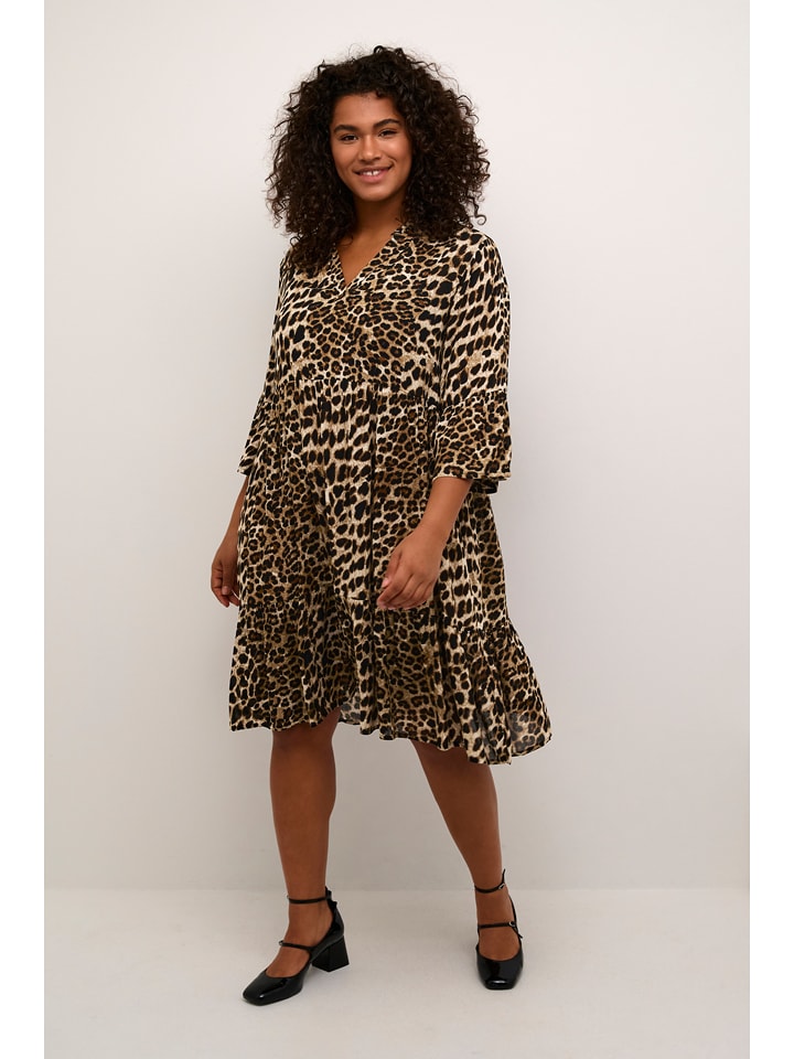 KAFFE curve Sukienka w kolorze jasnobrązowo-czarnym rozmiar: 48