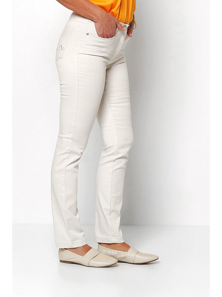 Relaxed by TONI Dżinsy - Slim fit - w kolorze białym rozmiar: W42