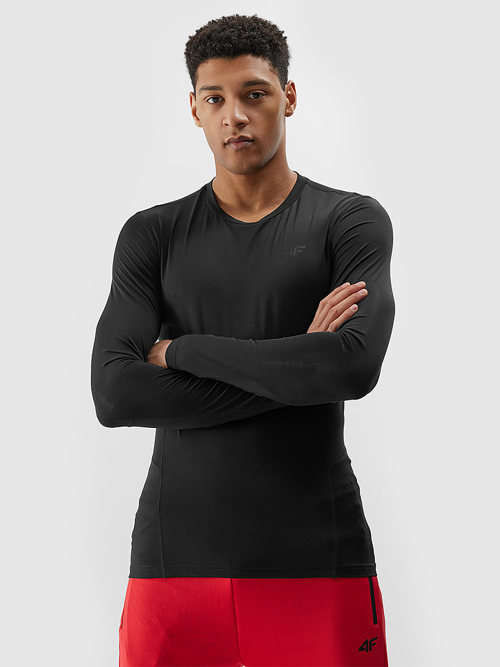 4F Koszulka funkcyjna w kolorze czarnym rozmiar: M