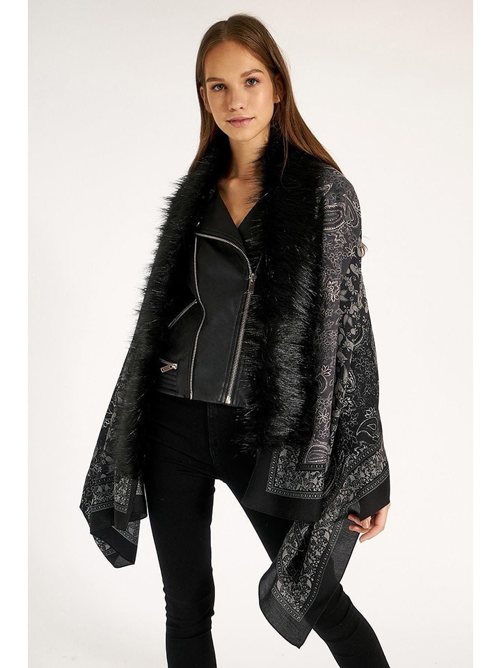 Shaka Ponczo w kolorze czarnym rozmiar: onesize