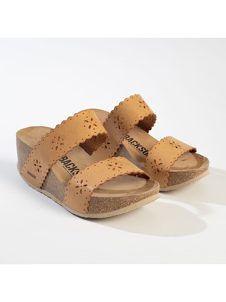 BACKSUN Klapki "Volta" w kolorze beżowym na koturnie rozmiar: 39