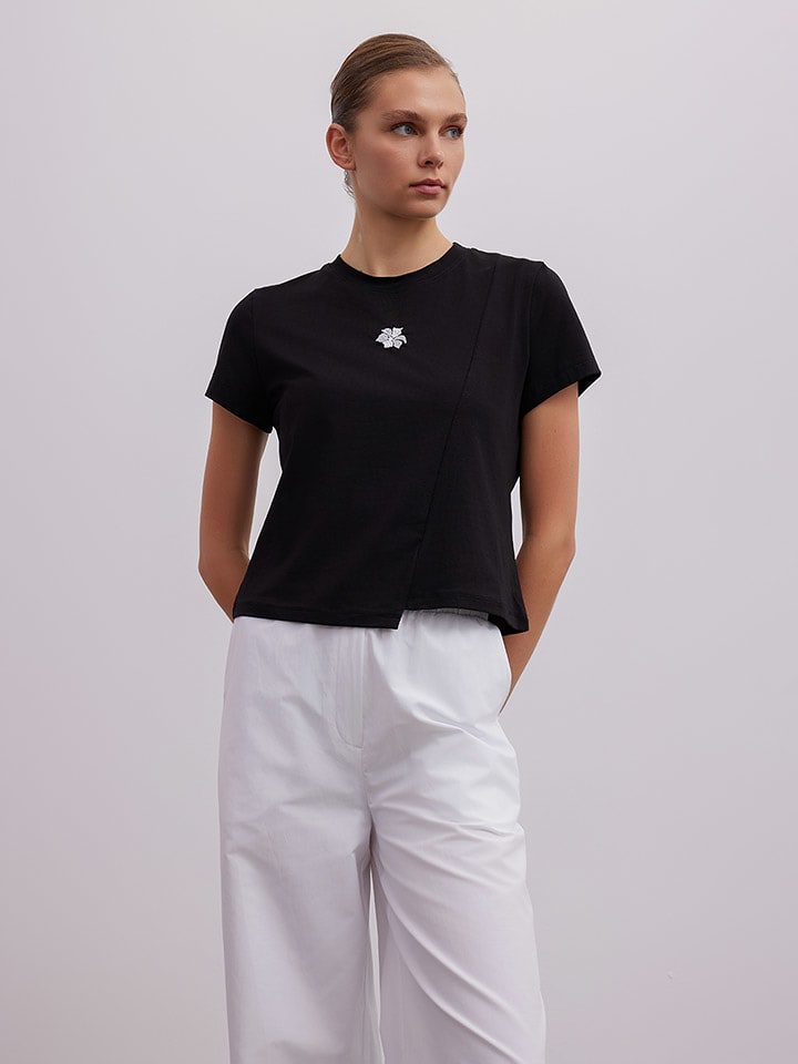 BGN Koszulka w kolorze czarnym rozmiar: 40