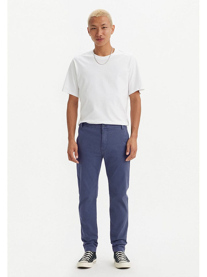 Levi´s Spodnie chino w kolorze niebieskim rozmiar: W31/L32