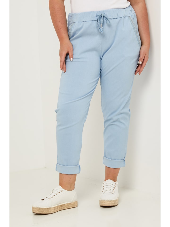 Curvy Lady Spodnie w kolorze błękitnym rozmiar: 40/42