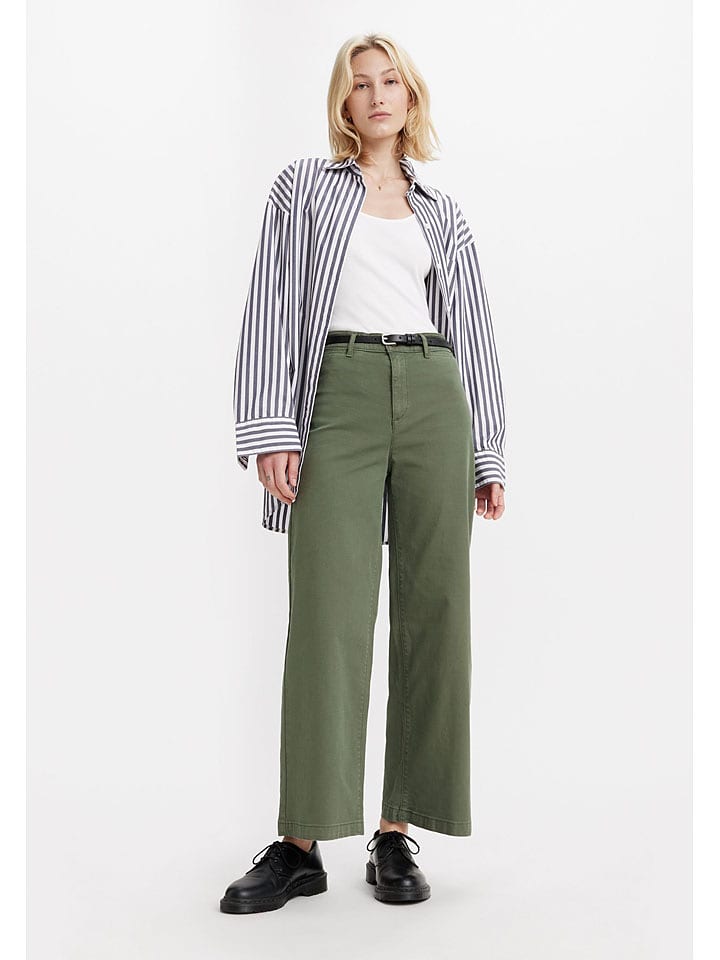 Levi's Spodnie - Comfort fit - w kolorze khaki rozmiar: W26/L29