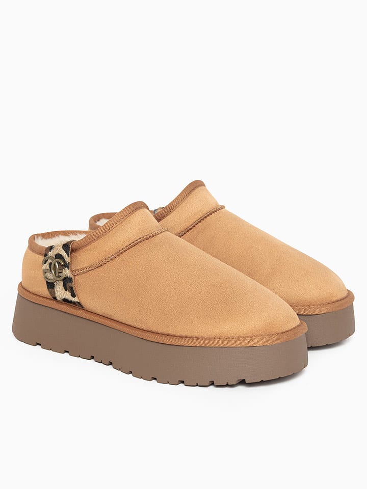 Blackfield Kapcie "Edila" w kolorze jasnobrązowym rozmiar: 39