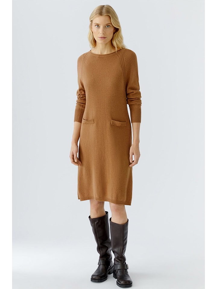 Oui Dzianinowa sukienka w kolorze karmelowym rozmiar: 42