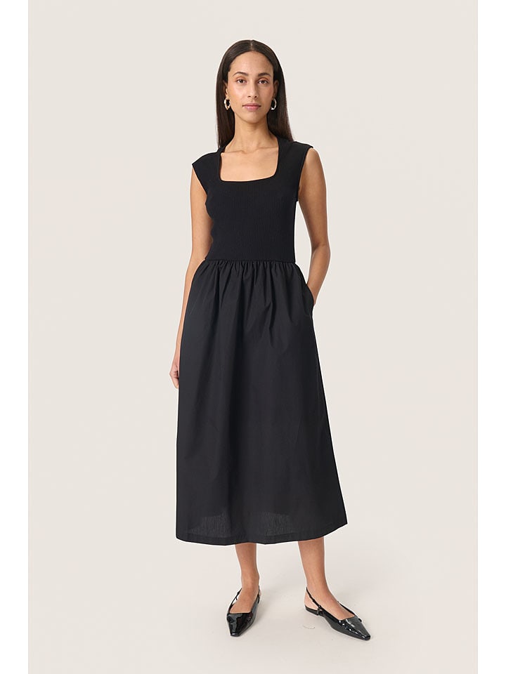 Soaked in Luxury Sukienka w kolorze czarnym rozmiar: XL