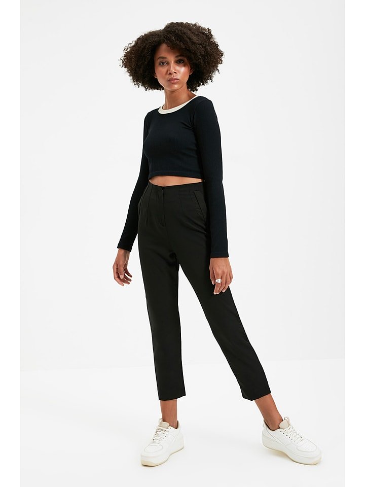 trendyol Spodnie w kolorze czarnym rozmiar: 40