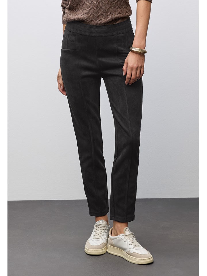 Street One Spodnie w kolorze czarnym rozmiar: 42/L28