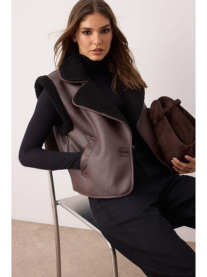 trendyol Kamizelka pluszowa w kolorze ciemnobrązowym rozmiar: M