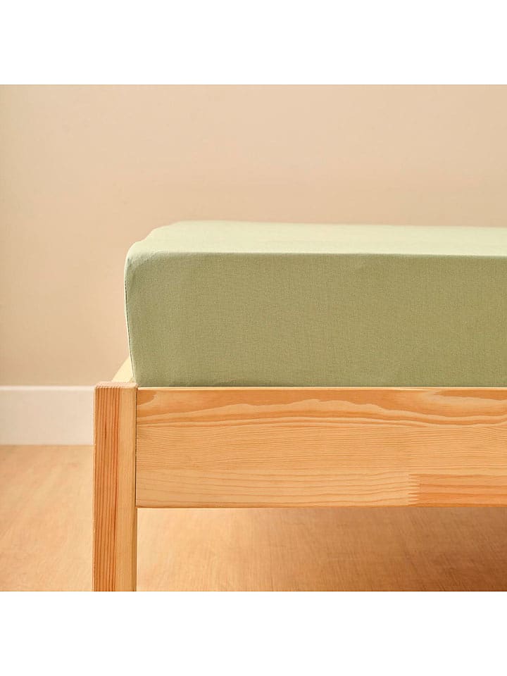 BELLA MAISON Satynowe prześcieradło "Basic" w kolorze jasnozielonym na gumce rozmiar: 180x200 cm