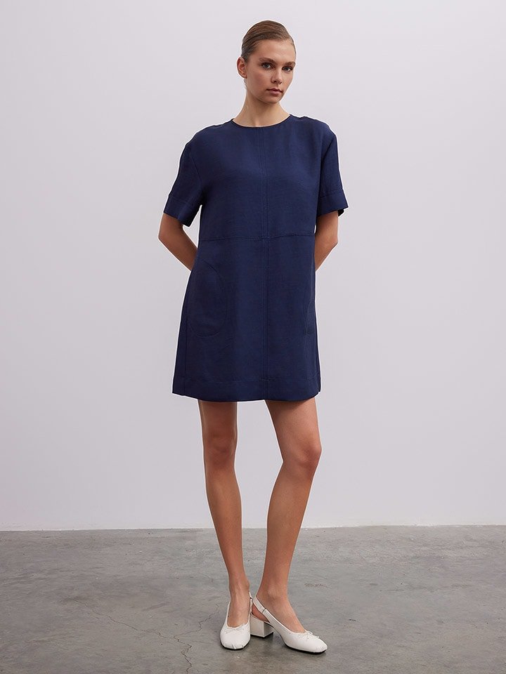 BGN Sukienka w kolorze granatowym rozmiar: 40