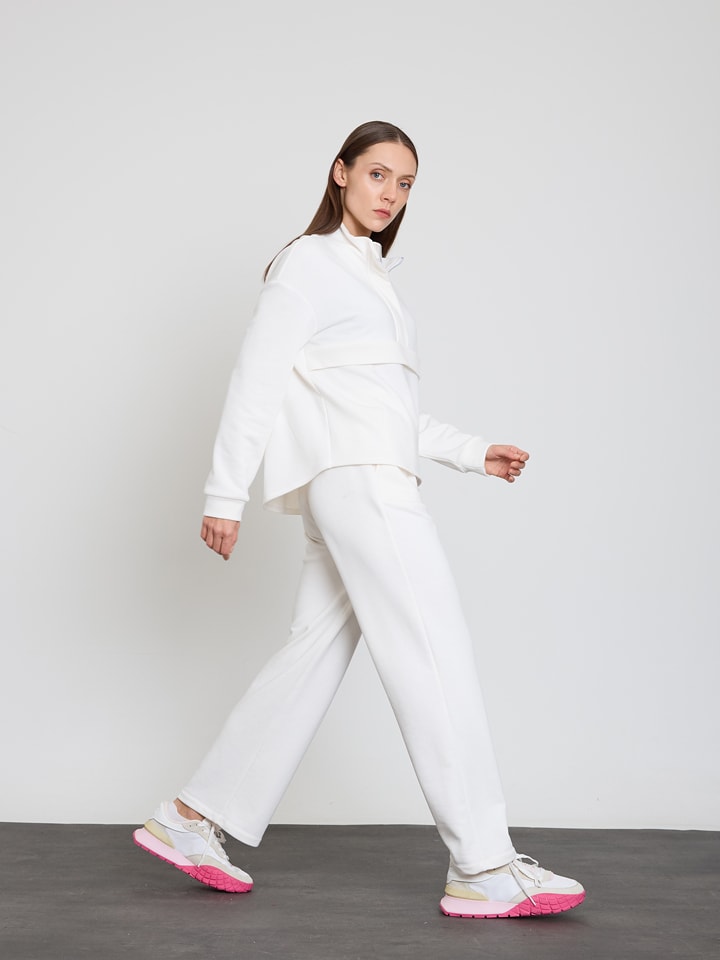 BGN Spodnie dresowe w kolorze białym rozmiar: 38