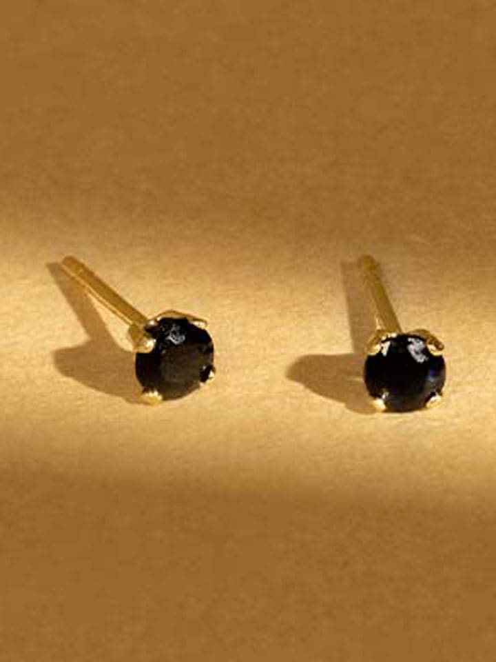 L instant d Or Złote kolczyki-wkrętki "Little blue" z szafirami rozmiar: onesize