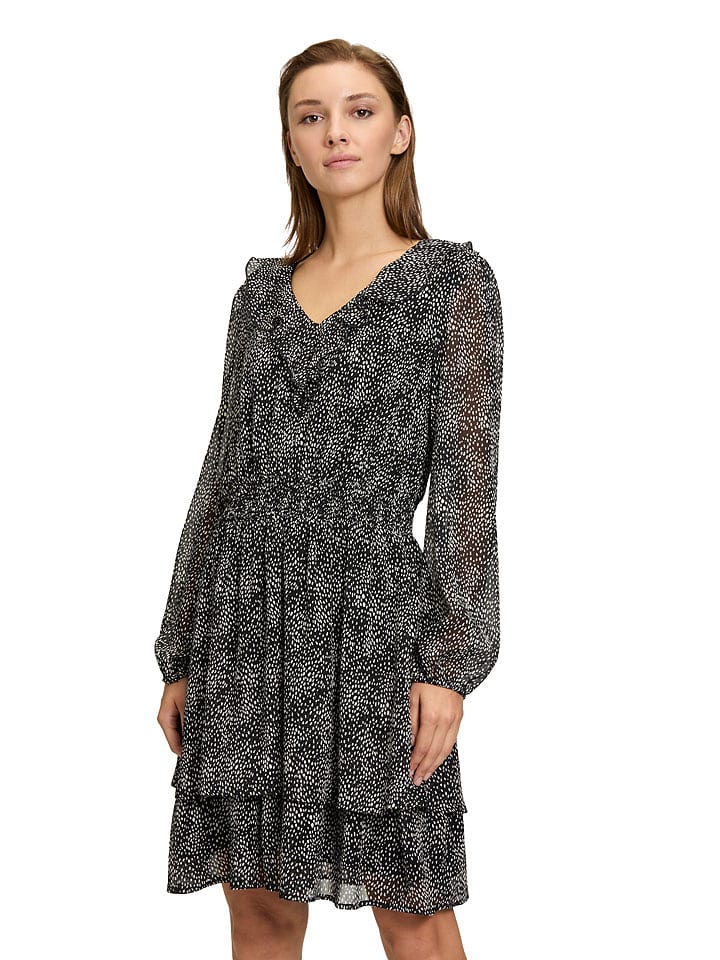 CARTOON Sukienka w kolorze czarnym rozmiar: 44