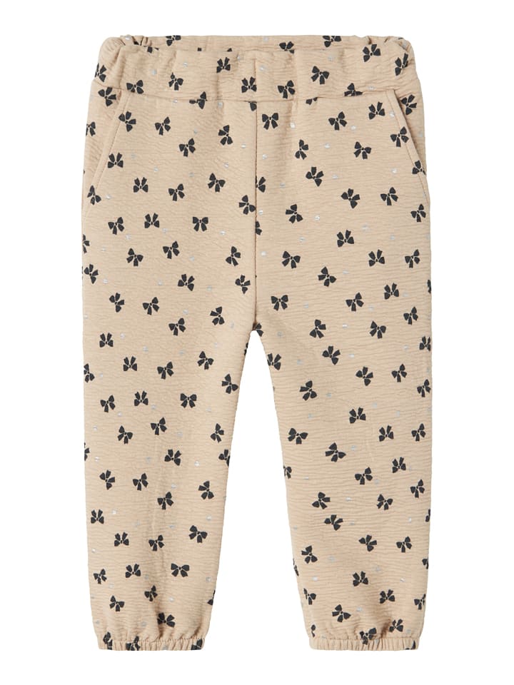 name it Spodnie dresowe "Dolly" w kolorze beżowym rozmiar: 98