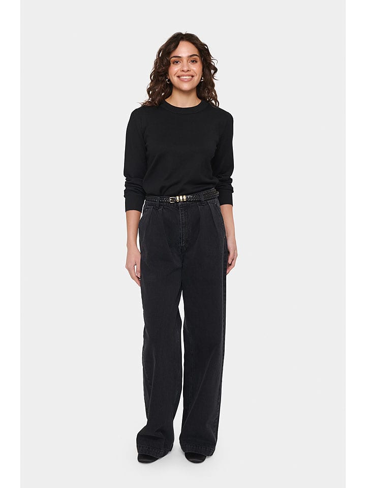 SAINT TROPEZ Sweter "Mila" w kolorze czarnym rozmiar: M