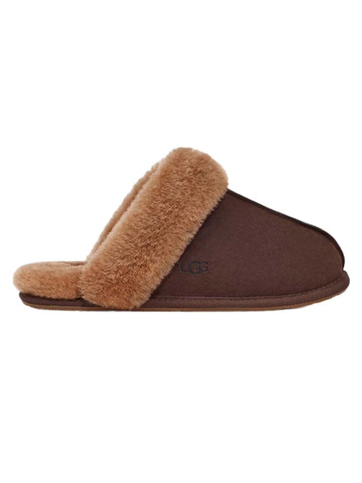 UGG Skórzane kapcie "Scuffette II" w kolorze brązowym rozmiar: 36