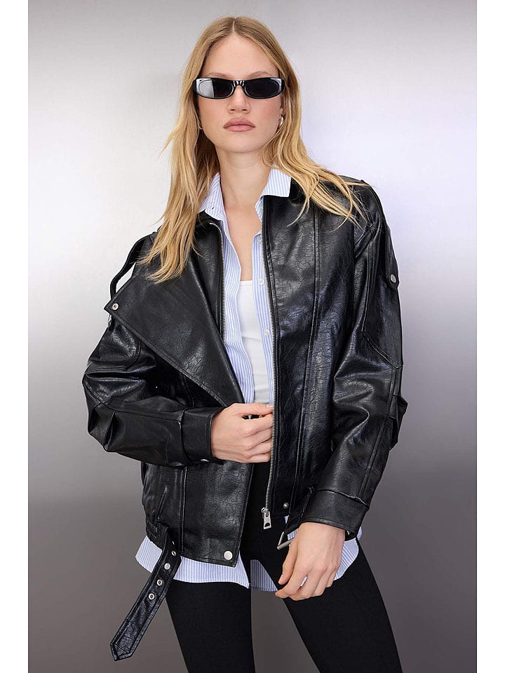 trendyol Kurtka w kolorze czarnym ze skóry syntetycznej rozmiar: XS