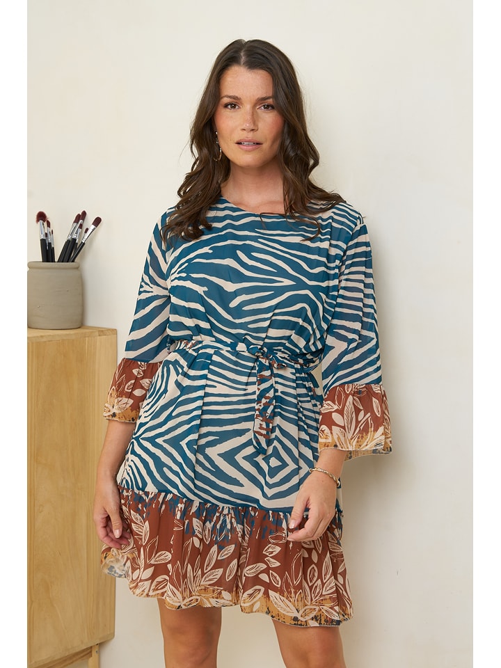 Curvy Lady Sukienka w kolorze niebieskim rozmiar: 40/42