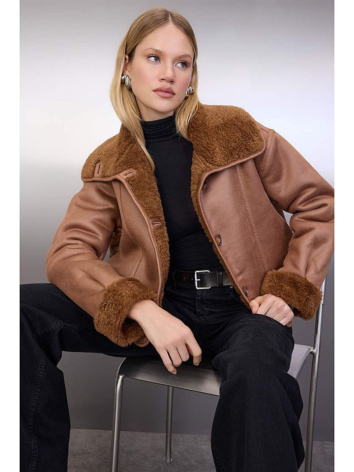 trendyol Kurtka przejściowa w kolorze jasnobrązowym rozmiar: L