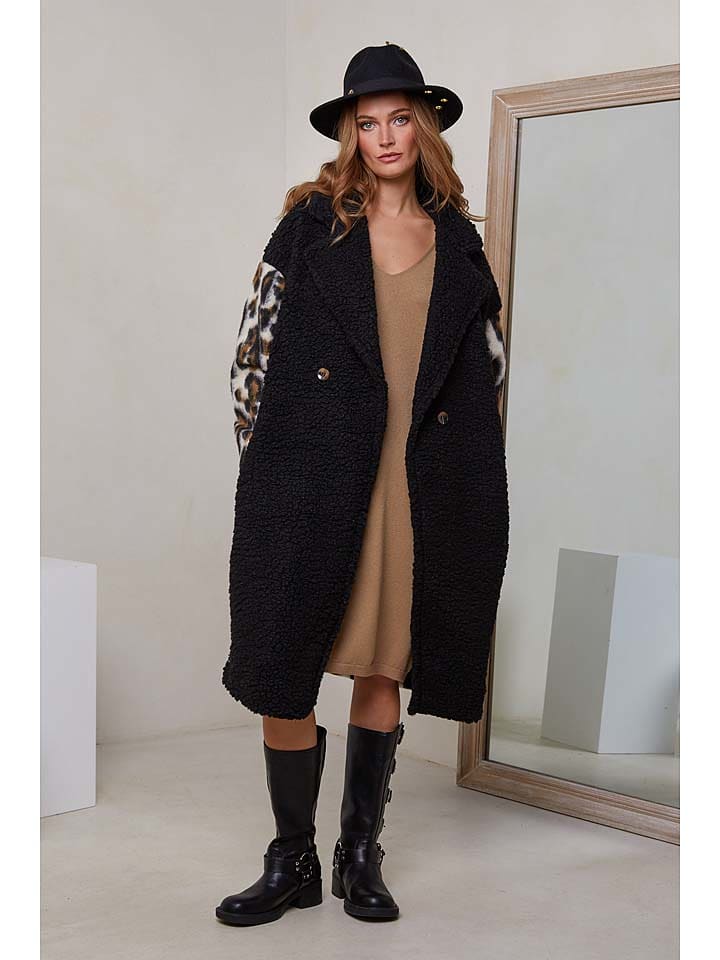 Joséfine Płaszcz przejściowy "Bulle" w kolorze czarnym rozmiar: L